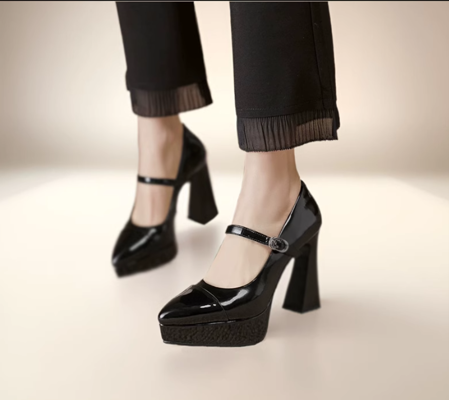 Petite Pointy Closed Stud High Heels TS402