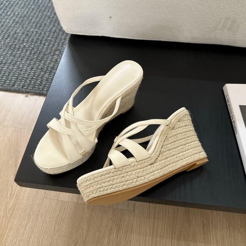 Petite Feet Wedge Pump Shoes GS308