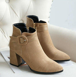 Chunky Heel Ankle Buckle Suede Boots For Small Feet MS285