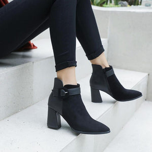 Chunky Heel Ankle Buckle Suede Boots For Small Feet MS285