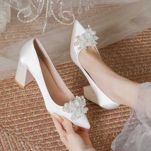 Chunky Heel White Satin Pump Shoes For Small Feet ES27
