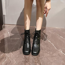 Petite Size 2 Lace Up Chunky Heel Boots MS222