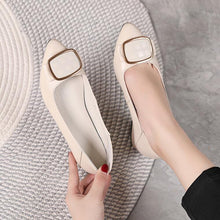 Petite Block Low Heel Leather Pump Shoes ES112