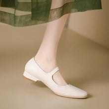 Petite Mary Jane Flat Heel Shoes MS264