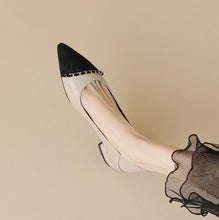 Petite Size 2 Pointy Flat Heel Shoes GS250