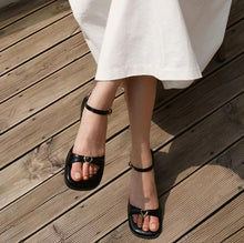 Petite Square Toe Flat Sandal Shoes For Women AW2671