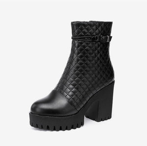 Platform Chunky Heel Boots With Toe Cap For Small Feet MS209