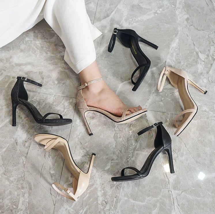 Small Size Beige leather Sandals US4 with 10cm For Sale
