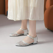 Small Feet Block Low Heel Sandal Shoes TS376