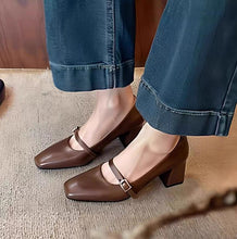 Small Feet Chunky Vintage Inspired Heels FS362