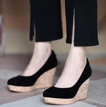 Small Feet Closed Suede Wedge Heel Shoes MS397