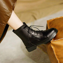 Small Feet Lace Up Flat Heel Boots MS162