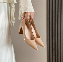 Small Feet Pointed Chunky Patent Heels AW2636