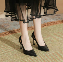Small Feet Side Empty Pointy Pump Shoes FS181