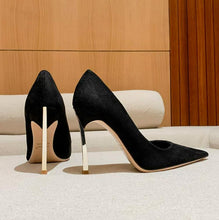 Small Feet Suede Metallic Heel Pump Shoes AW2633