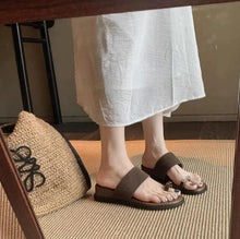 Small Feet Women's Low Wedge Sandal Shoes SS2771