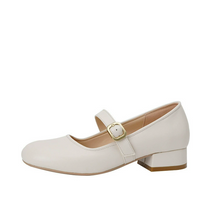 Small Feet Women's Size 2 Block Shoes FS282