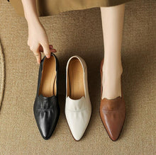 Small Feet Women's Size 3-5 Block Leather Shoes FS356