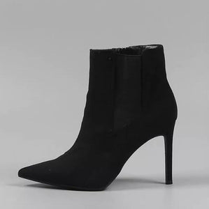 Small Size 3 Pointy Ankle Boots For Women MS312