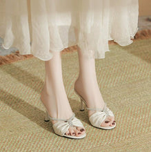 Small Size Open Toe Heeled Sandals For Women SS2628