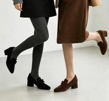 Small Size Pointed Suede Loafers With Bow Tie AW2692