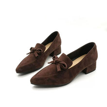 Small Size Pointed Suede Loafers With Bow Tie AW2692