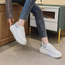 Small Size Thicksole White Sneakers ES82