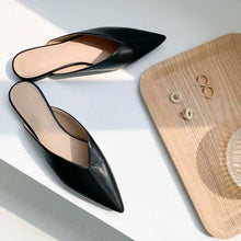 Small Size V Cut Flat Shoes For Women TS422