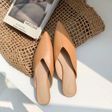 Small Size V Cut Flat Shoes For Women TS422