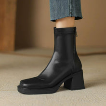 Women's Petite Feet Block Chunky Ankle Boots FS307