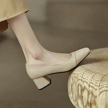 Women's Petite Feet Chunky Heels With Toe Cap FS283