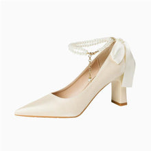 Women's Petite Feet Chunky Satin Heels AW2644