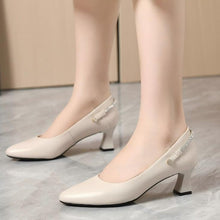 Women's Petite Feet Leather Chunky Heel Shoes TS112