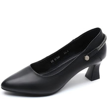 Women's Petite Feet Leather Chunky Heel Shoes TS112