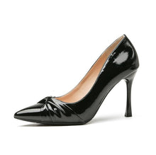 Women's Petite Feet Patent Pump Shoes SS27120