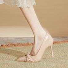 Women's Petite Feet Patent Pump Shoes SS27120