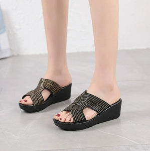Women's Petite Feet Rhinestone Strap Wedge Sandals MS564