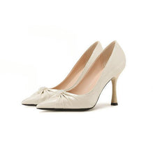 Women's Petite Feet Satin Pump Shoes AW2650