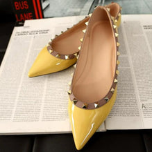 Women's Petite Feet Stud Patent Flat Shoes FS292