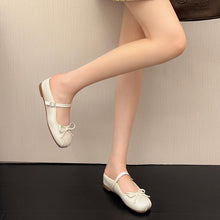 Women's Petite Hidden Heel Square Toe Shoes SS2784