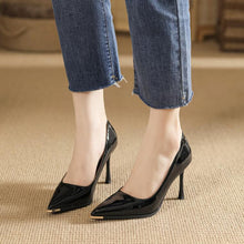 Women's Petite Size 1 Patent Heeled Pump Shoes MS244