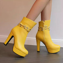 Women's Petite Size 3 Platform Chunky High Heel Boots TS70