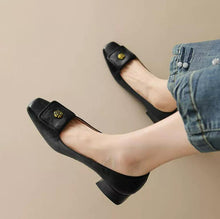 Women's Petite Size Block Low Heel Shoes AW2669