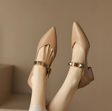 Women's Petite Size Flat Heels With Stud Strap MS399