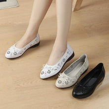 Women's Petite Size Flat Leather Shoes FS82