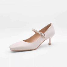 Women's Petite Size Mid Heel Mary Jane Shoes AW2694