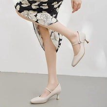 Women's Petite Size Mid Heel Mary Jane Shoes AW2694