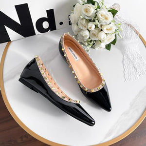 Women's Petite Size Patent Shoes With Stud FS150