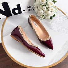 Women's Petite Size Patent Shoes With Stud FS150