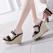Women's Petite Slip On Platform Wedge Sandals MS387